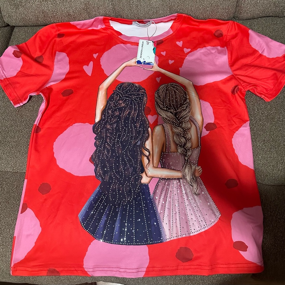 Red and Pink Graphic T-Shirt